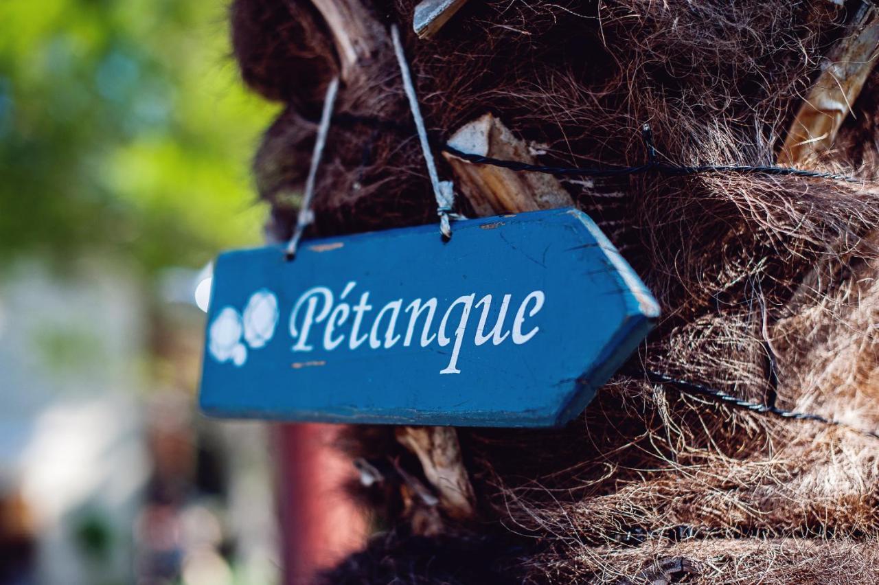 Les Champs De Provence Bed & Breakfast